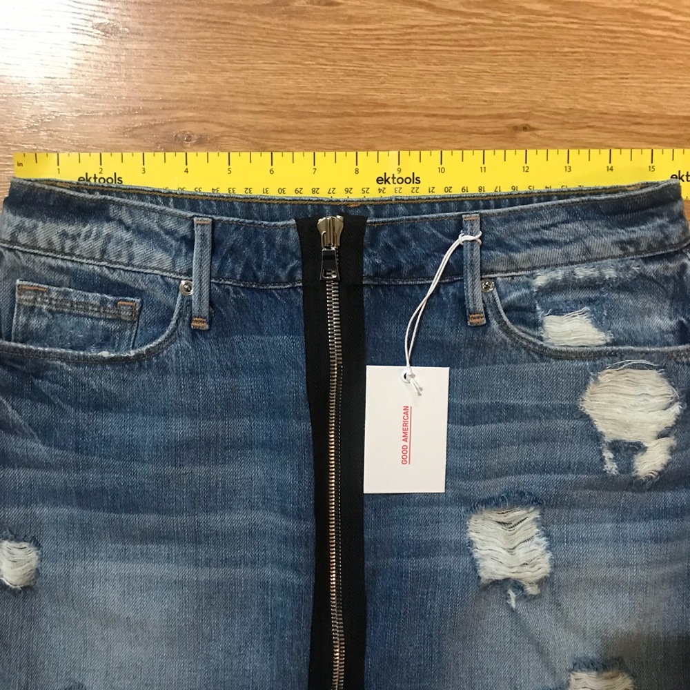 Good American Exposed Zipper Mini Denim Jean Skirt - Picture 3 of 4